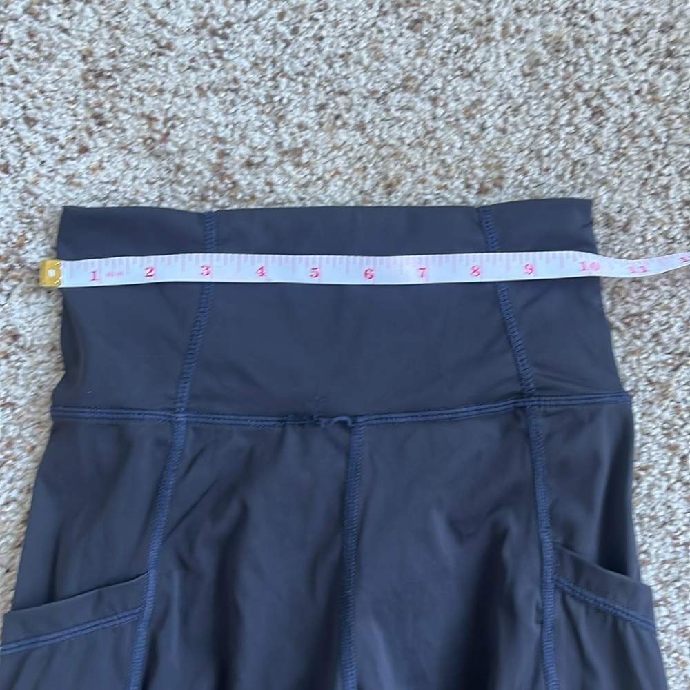p’tula Black High-Waisted athletic sporty Leggings - Picture 10 of 12